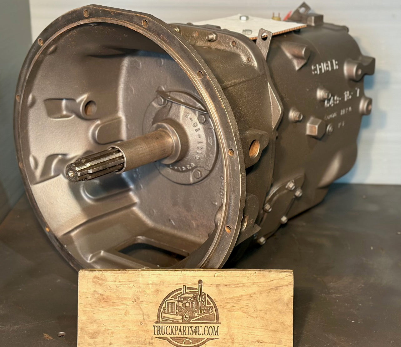 ES56-5A Spicer TTC Tremec 5-speed transmission | BOM 301734 | remanufactured front view